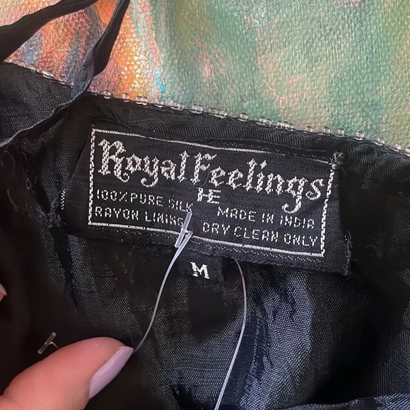 Royal Feeling silk sequin and beaded jacket! Medium - Picture 4 of 5